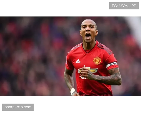 阿什利·扬正式退役,回顾多面手辉煌足坛生涯 阿什利·扬正式退役,回顾多面手辉煌足坛生涯